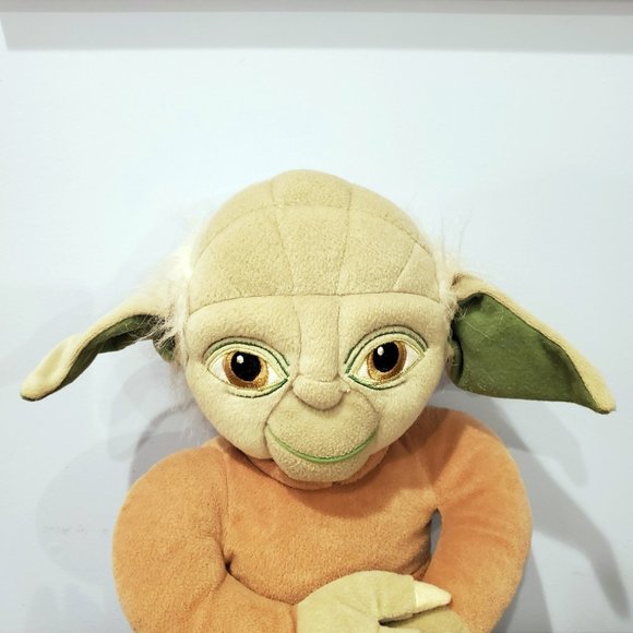 Star Wars Yoda 18" Plush Lucasfilm Ltd Stuffed Animal Jay Franco and Sons - Picture 2 of 10